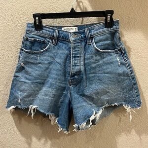 Abercrombie and Fitch The Dad Short High Rise